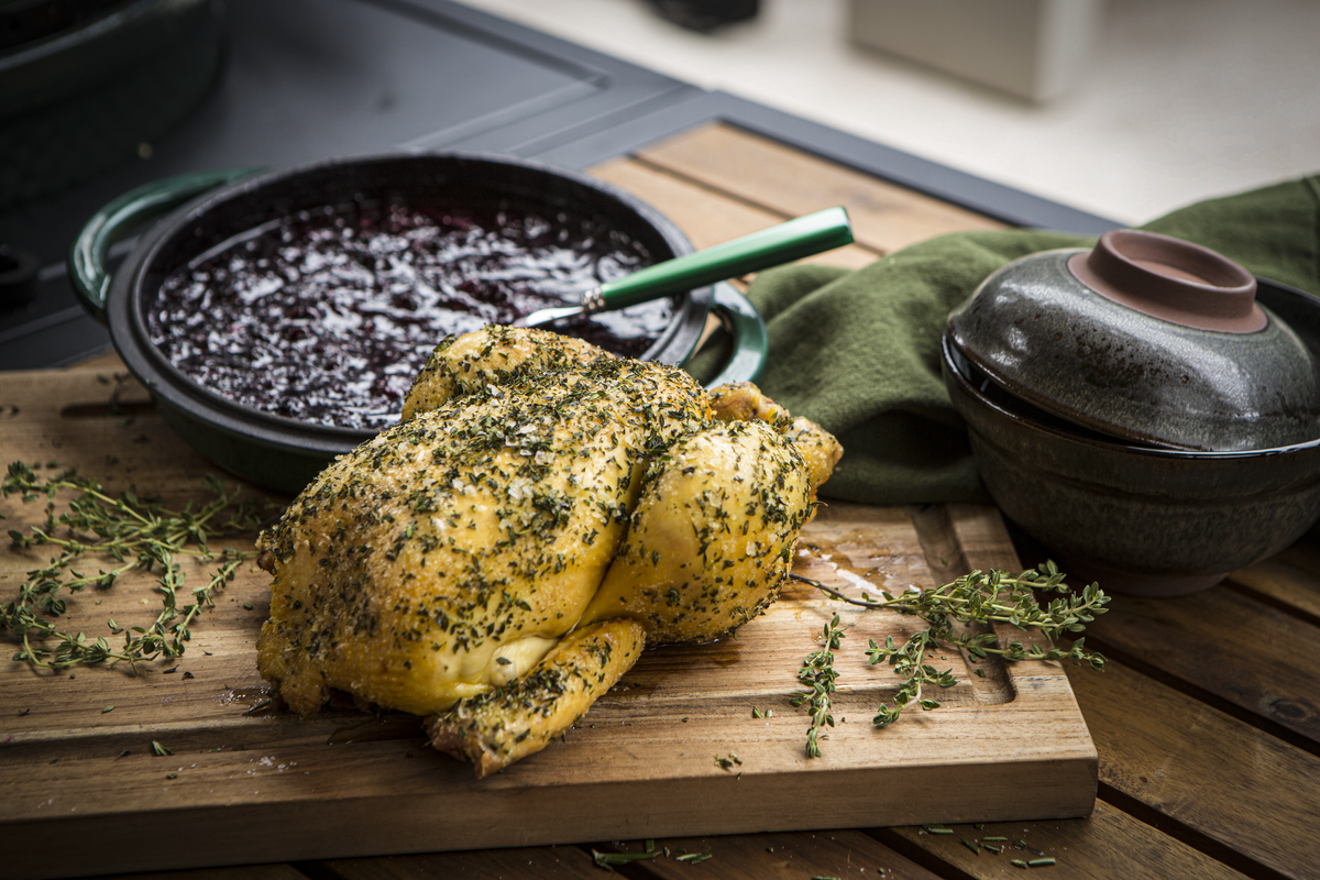Roasted whole chicken with red fruit sauce